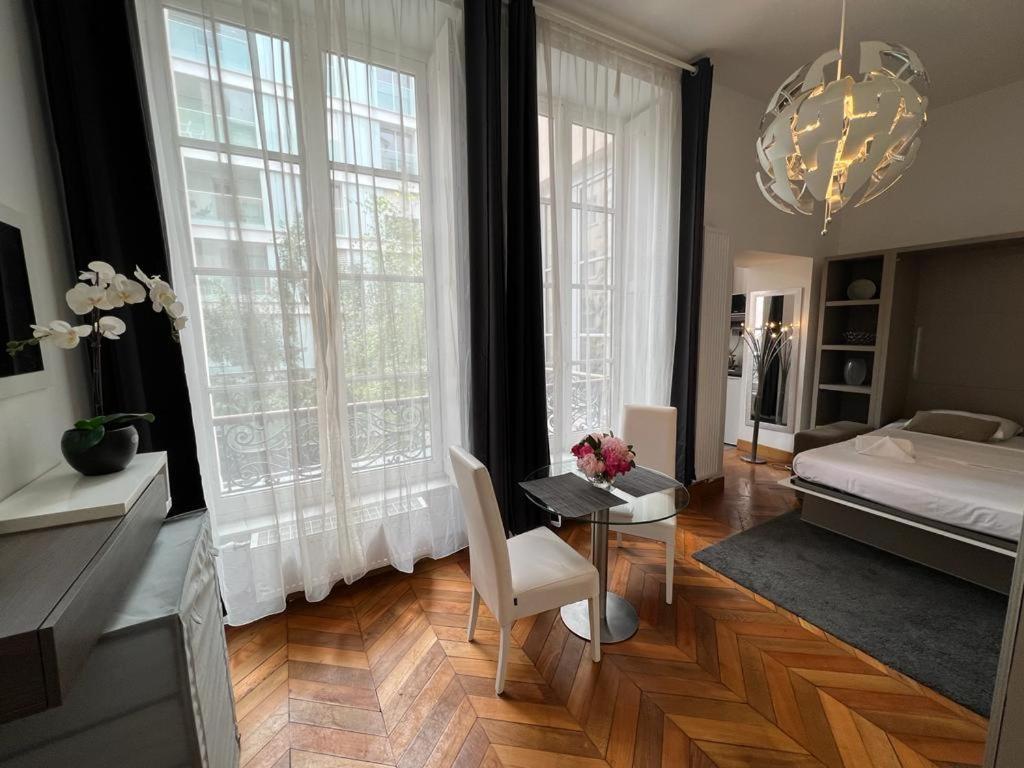 Le Lumineux - Le Chic En Hypercentre - Bellecour Apartment Lyon Exterior photo